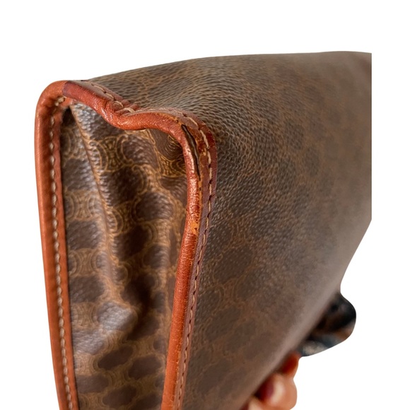 CELINE Macadam Clutch - Picture 11 of 12